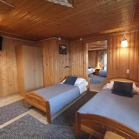 Apartmán Brzoskwiniowy Dom Banska Nizna Exteriér fotografie