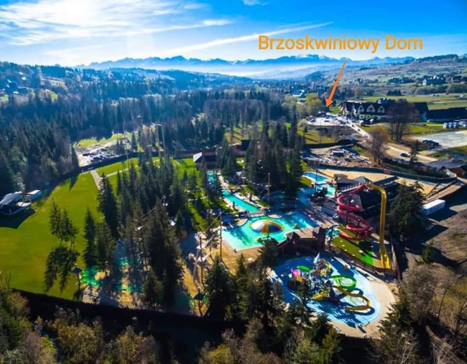Brzoskwiniowy Dom *